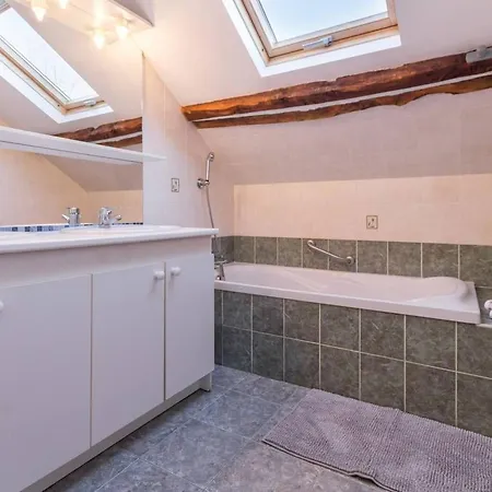 Renove Avec Jardin, Salle De Jeux Et Velos, Pres Du Canal De Nantes A Brest - Fr-1-306-1016 * La Chevallerais