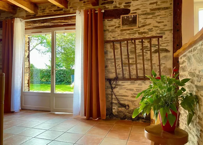 Rénové Avec Jardin, Salle De Jeux Et Vélos, Près Du Canal De Nantes à Brest - Fr-1-306-1016 Hébergement de vacances